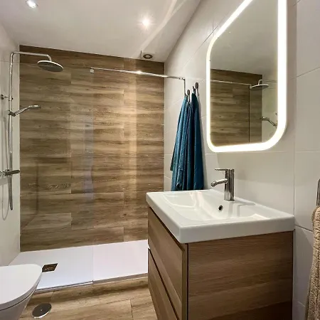 Charming Alohavista 4 Bed And Walk To Rdr293 בית נופש